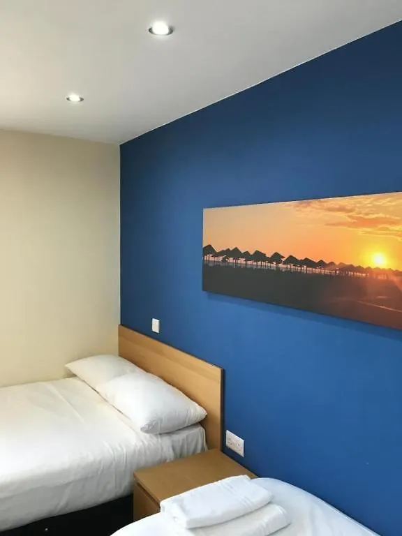 Oyo Wave Crest Hotel Blackpool 4*,  United Kingdom