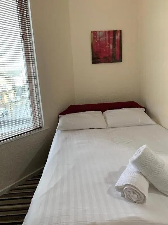 Oyo Wave Crest Hotel Blackpool