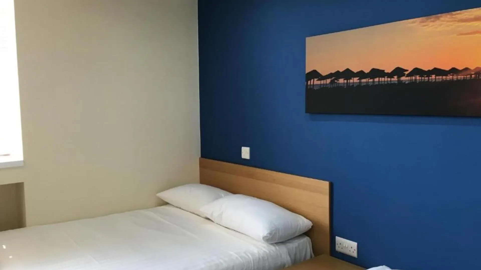Oyo Wave Crest Hotel Blackpool United Kingdom