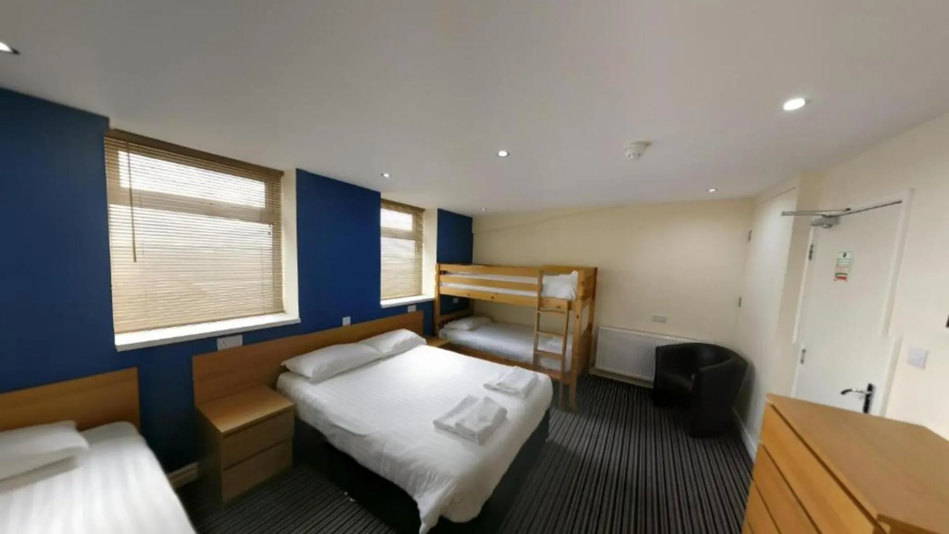 Oyo Wave Crest Hotel Blackpool