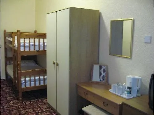 Oyo Wave Crest Hotel Blackpool