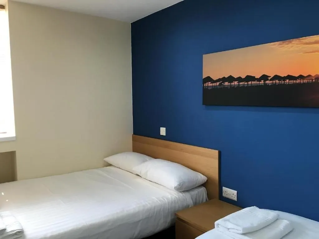 Oyo Wave Crest Hotel Blackpool 4*,  Egyesült Királyság