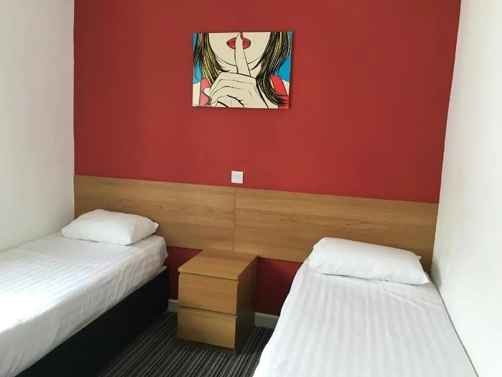 Oyo Wave Crest Hotel Blackpool 4*,