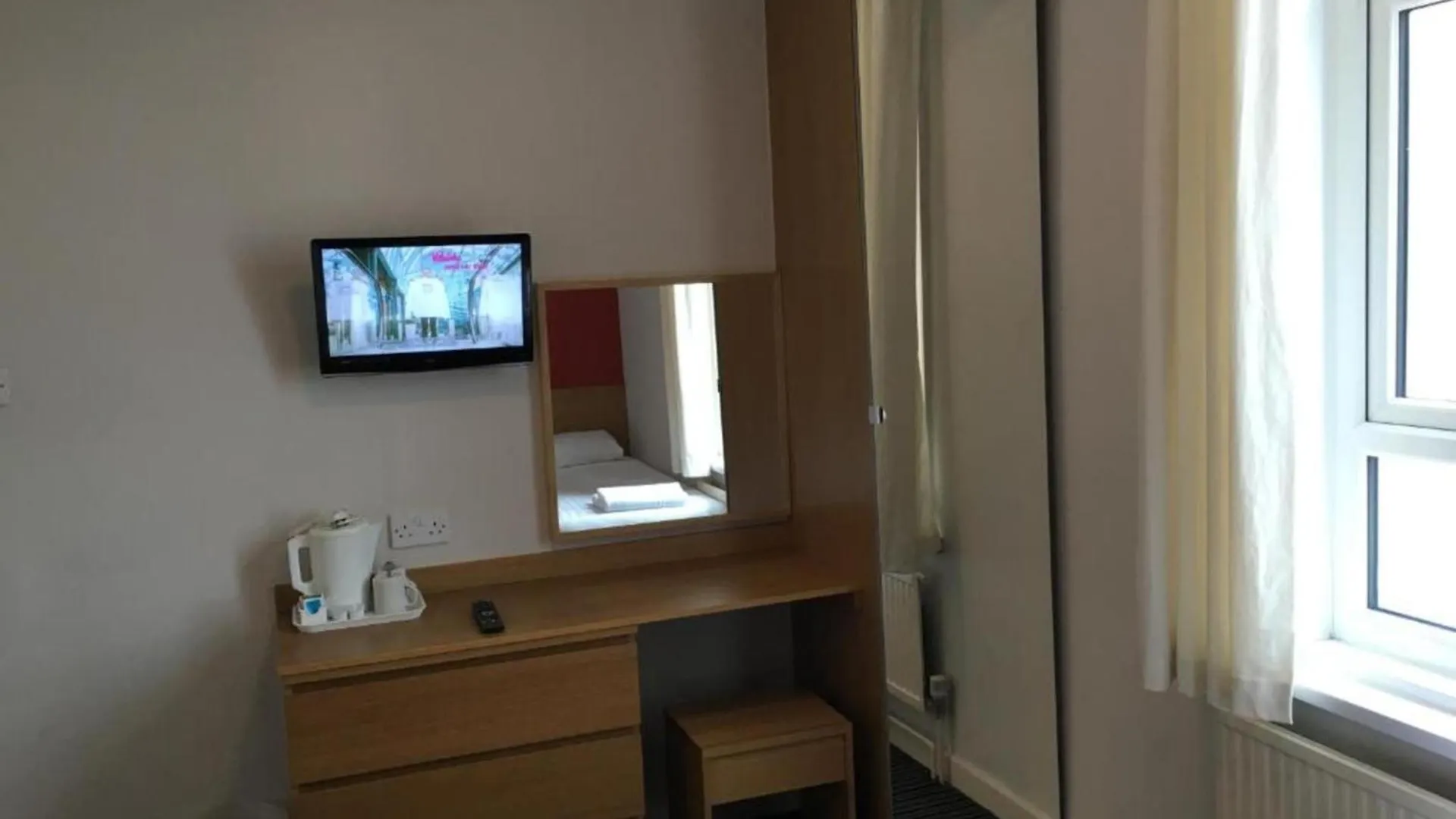 Oyo Wave Crest Hotel Blackpool